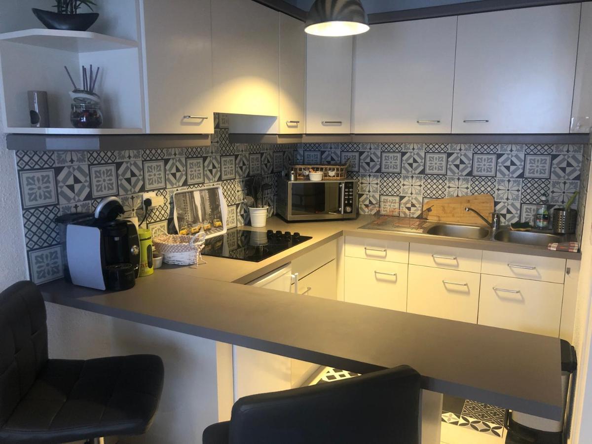 Le Charmant Zola Hyper Centre Classe Троа Екстериор снимка